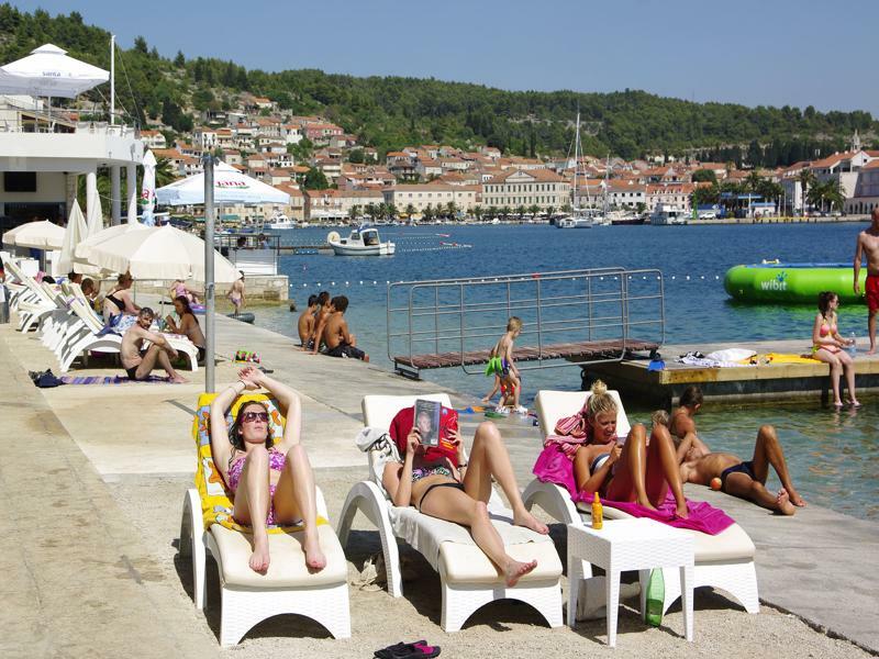 Apartments Vala Vela Luka Exterior foto
